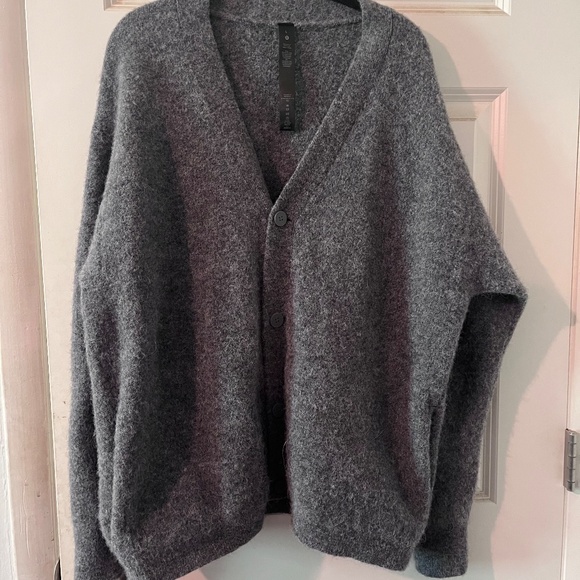 Lululemon Cardigan - Picture 1 of 8